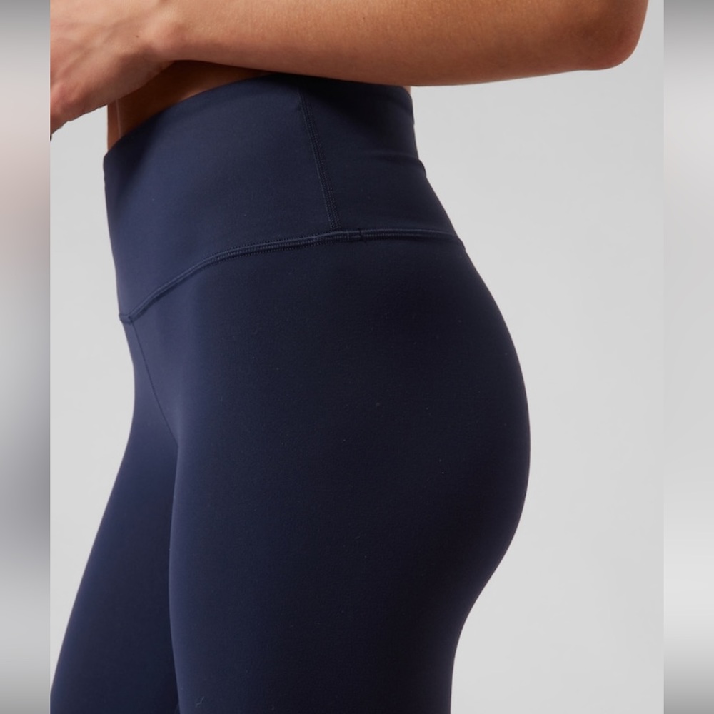 Athleta Elation 7/8 Tight // Navy - Picture 5 of 16